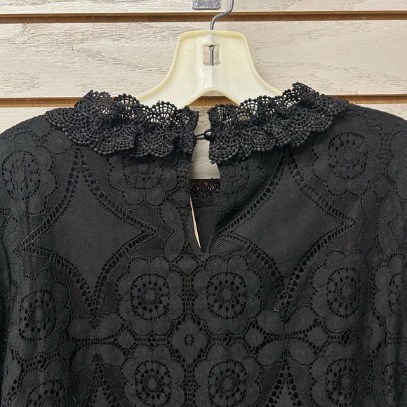 ANDREE BY UNIT Black Lace Blouse - Picture 6 of 7